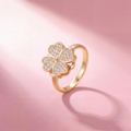 Fidget Clover Ring